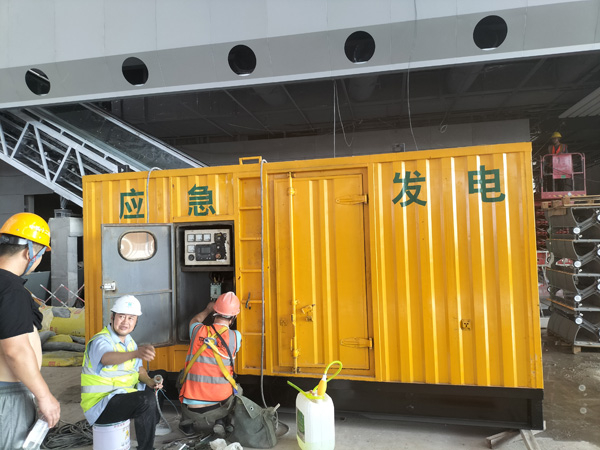 涟源怎样判断空气滤清器是否需要更换？